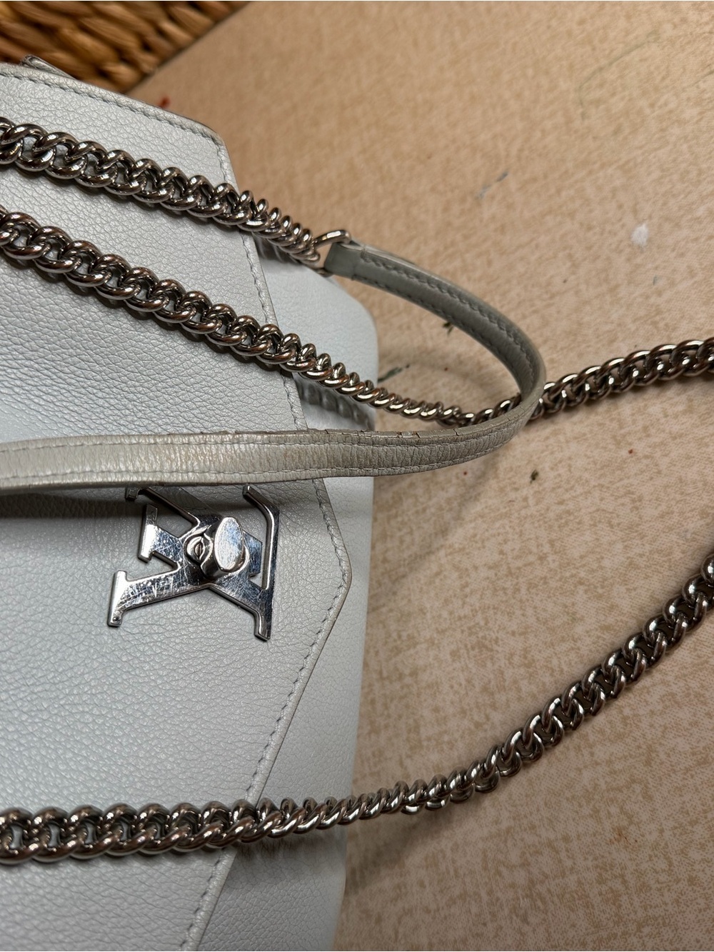 Louis Vuitton Lockme II BB - Picture 10 of 16